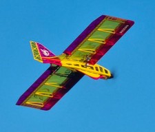 SHORT KIT di Montaggio Compensato /  Balsa Aeromodello RC BOMBINO SBURAUN