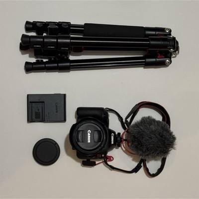 Canon EOS Rebel SL2 DSLR Camera 18-55mm Lens w/ Accessories