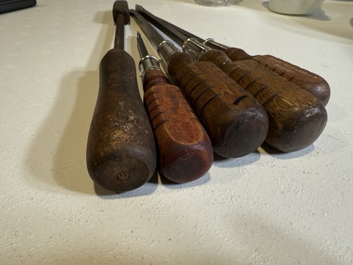Lot Of 4 Antique Wood Handled IRWIN Screwdrivers Flat Head + Soldering Iron - Picture 17 of 23