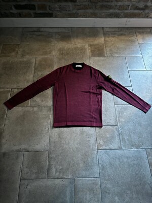 Stone Island Rundhals Pullover Rot wie Neu