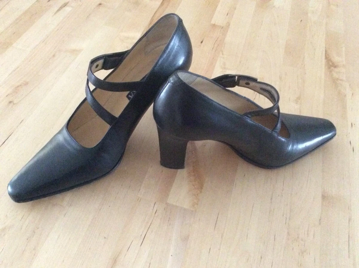 Nouchka Designer Black High Heel Pump Shoes made in Italy US 5.5