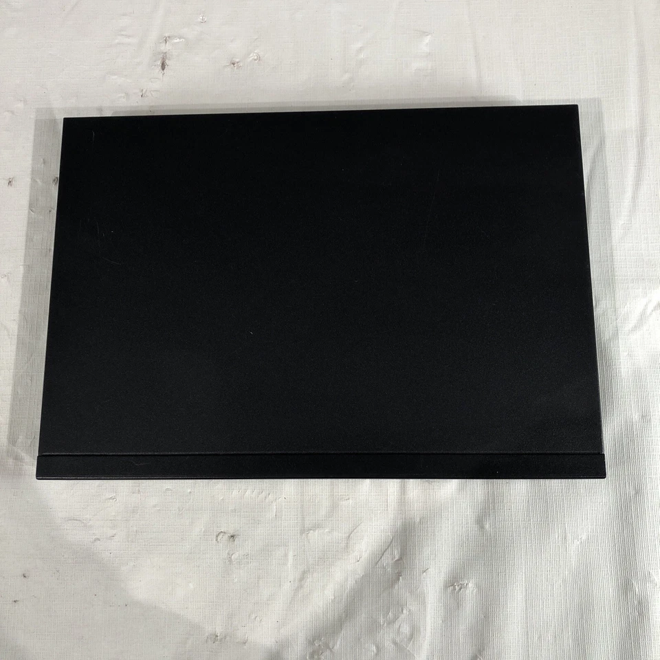 Dell PowerConnect 2324 10/100/1000 24-Port Fast Ethernet Switch + Rack Mount - Image 3 of 4