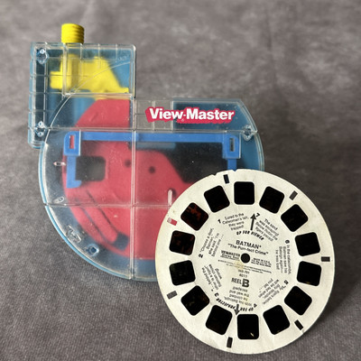 Vtg  VIEWMASTER (1986) - Blue 3D Viewer, Transparent Casing W/ Batman Reel