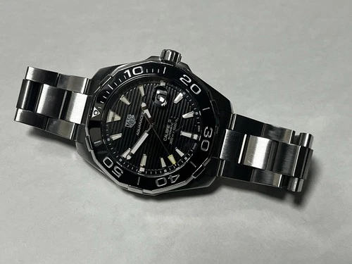 Tag Heuer Aquaracer Calibre 5 WAY201A BAO927 Men’s Watch Automatic Black Dial