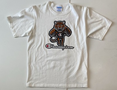 Vintage Champion Y2K Tiger Embroidered White Short Sleeve Shirt Size Medium Vtg