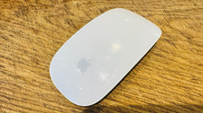 Apple Magic Mouse - Silver/White Battery Operated