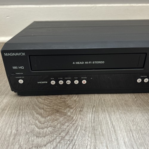 Magnavox ZV427MG9 DVD VCR Combo Player VHS Recorder No Remote Tested Works - Picture 2 of 8