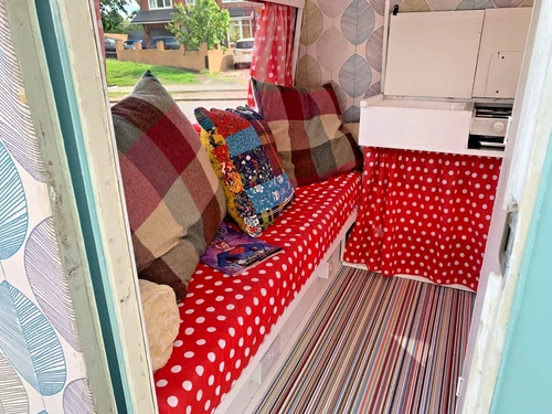 VINTAGE CARAVAN BLUEBIRD EUROCAMPER 3 BERTH 1968 VERY RARE CARAVAN - Picture 16 of 17