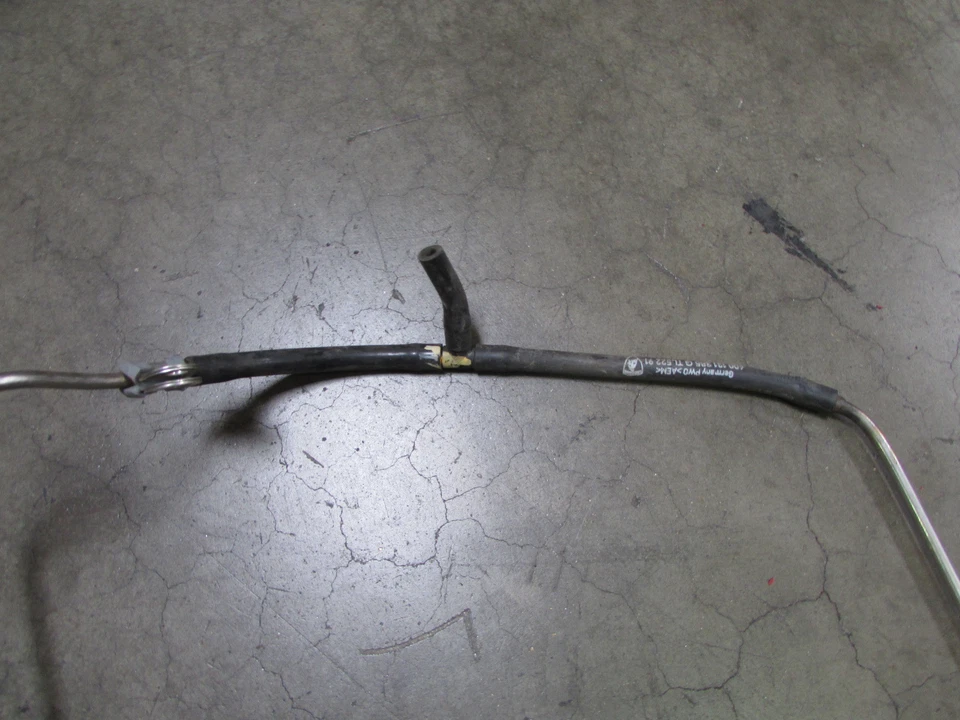 Lamborghini Gallardo, línea de vacío, usado, P/N 4001385G Foto 2 de 4