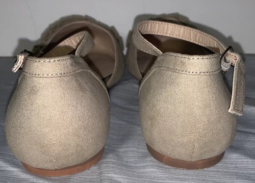 Aukusor Women's Flat Shoes With Strap Ruffle Detail Beige Tan Nude Size 7.5 - Picture 4 of 6