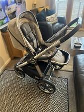 Oyster 3 Pram-Pushchair System. Nice Clean Condition.. Reversible seat. 