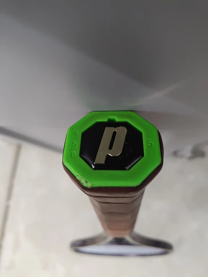 Prince Phantom 93P 18x20 Grip 5(4 5/8) Strung With Tour Bite Soft - Image 2 of 4