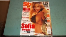 Stuff Magazine #30 May 2002 Sofia Vergara + Joe Strummer + Dwayne The Rock-NEW