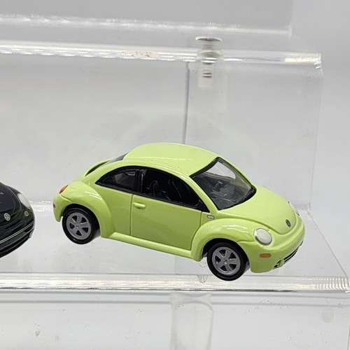 Lot Of 8 Johnny Lightning 2002 Volkswagen VW BEETLE Rare HTF Collectors Conditio - Picture 4 of 10