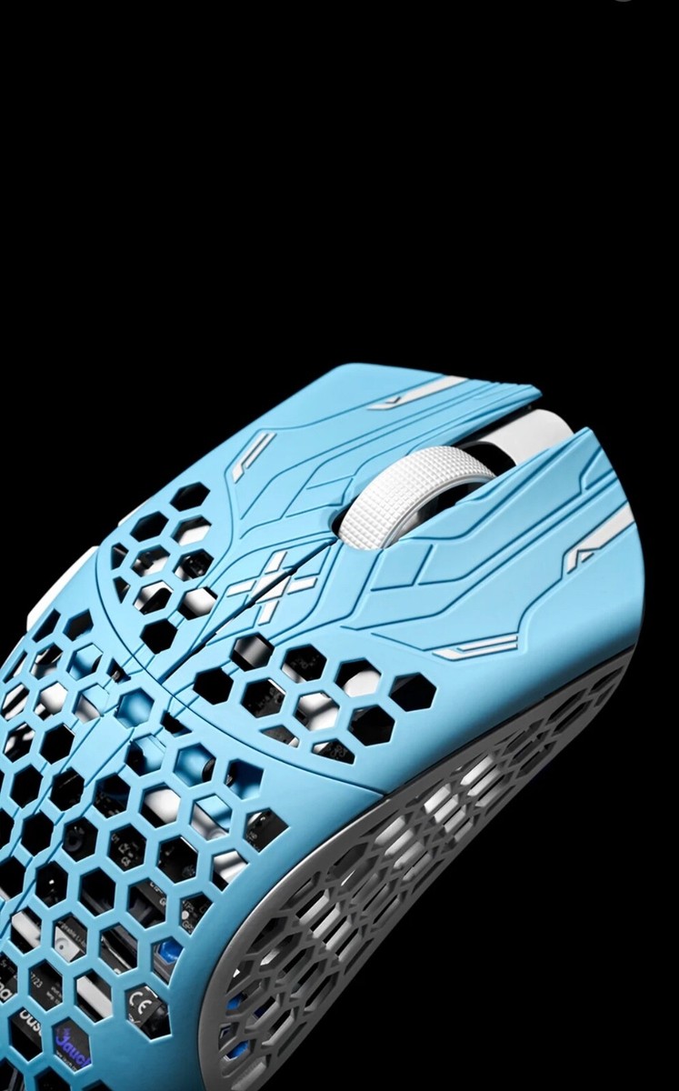 Finalmouse Ultralight X Guardian Cheetah- Small- Factory