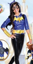 Batgirl Costume. Size 12-14. New.