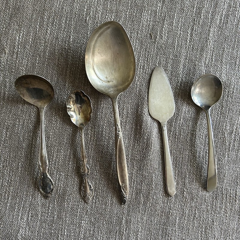 5 Pieces Antique Silverplate Serving Ware Pieces Spoons Cake Server Ladles - NR