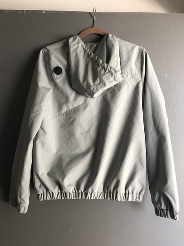 Volcom Utility Jacket Women’s Waterproof Light Green Button And Zipper Enclosure - Picture 6 of 10