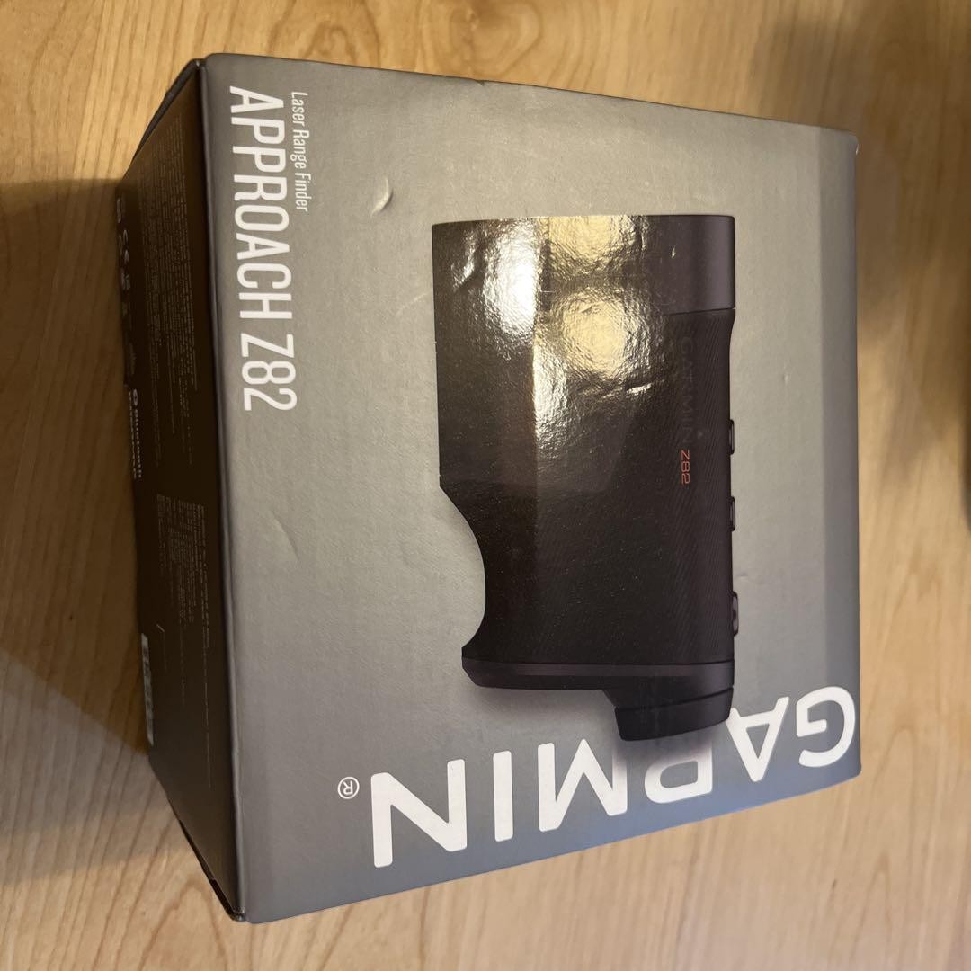 Garmin Approach Z82 Premium Golf GPS Laser Rangefinder with Slope