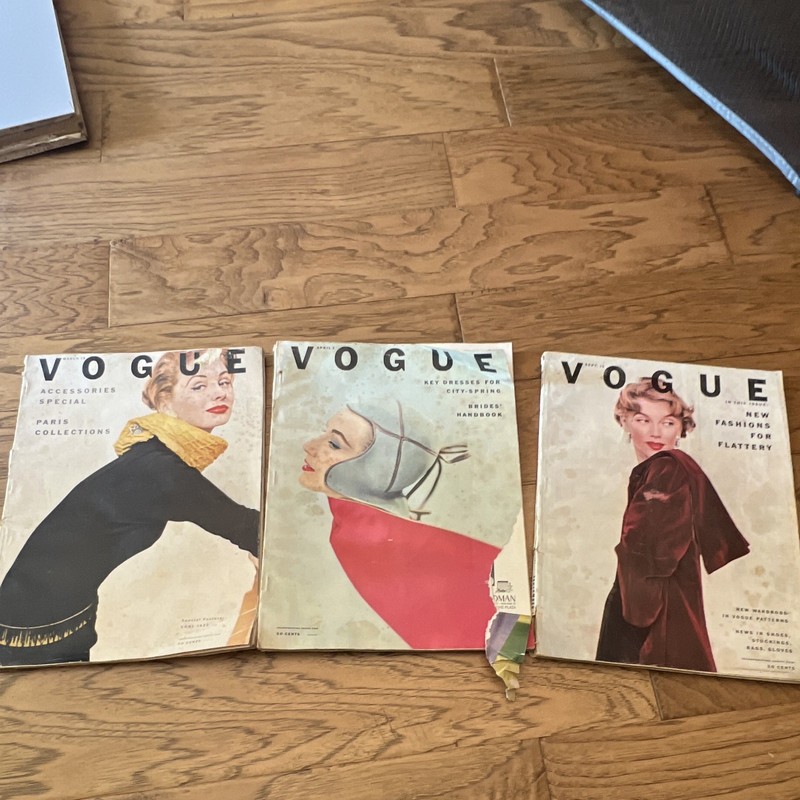 Vogue Lot of 3 Illustrated Fashion Magazines 1952 Mar Apr Sep