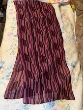 Woman  s Vintage Scarf Measuring 13/64 Mauve Plum Black