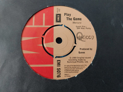 Queen   Play The Game / A Human Body 7'' Single 1980 Excellent ( EMI 5076 )