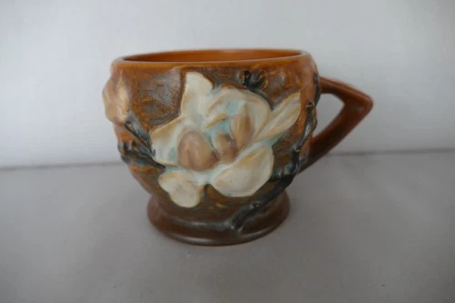 antique Roseville art pottery Magnolia cup mug brown 3-3 excellent