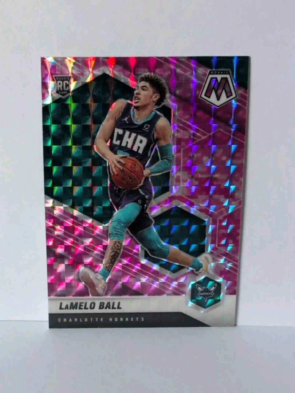 LaMelo Ball 2020-21 Panini Mosaic 202 Pink Camo Prizm Rookie RC