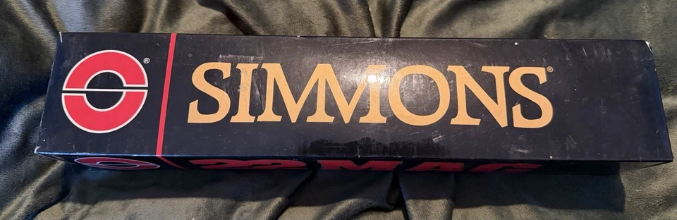 Mira para rifle Simmons 22 Mag 1" con anillos modelo 1033 4x32 con acabado plateado. Foto 3 de 4