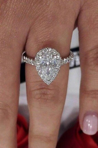 Bague De Fiançailles Halo Or Blanc 14k Avec Diamants Simulés Taille Poire - Taille Personnalisable 4 à 12 US - Marque Bansi