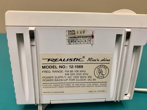 Radio Shack Realistic Rise N Shine Am Fm Radio Alarm Clock W/headphones 1988 - Picture 8 of 10