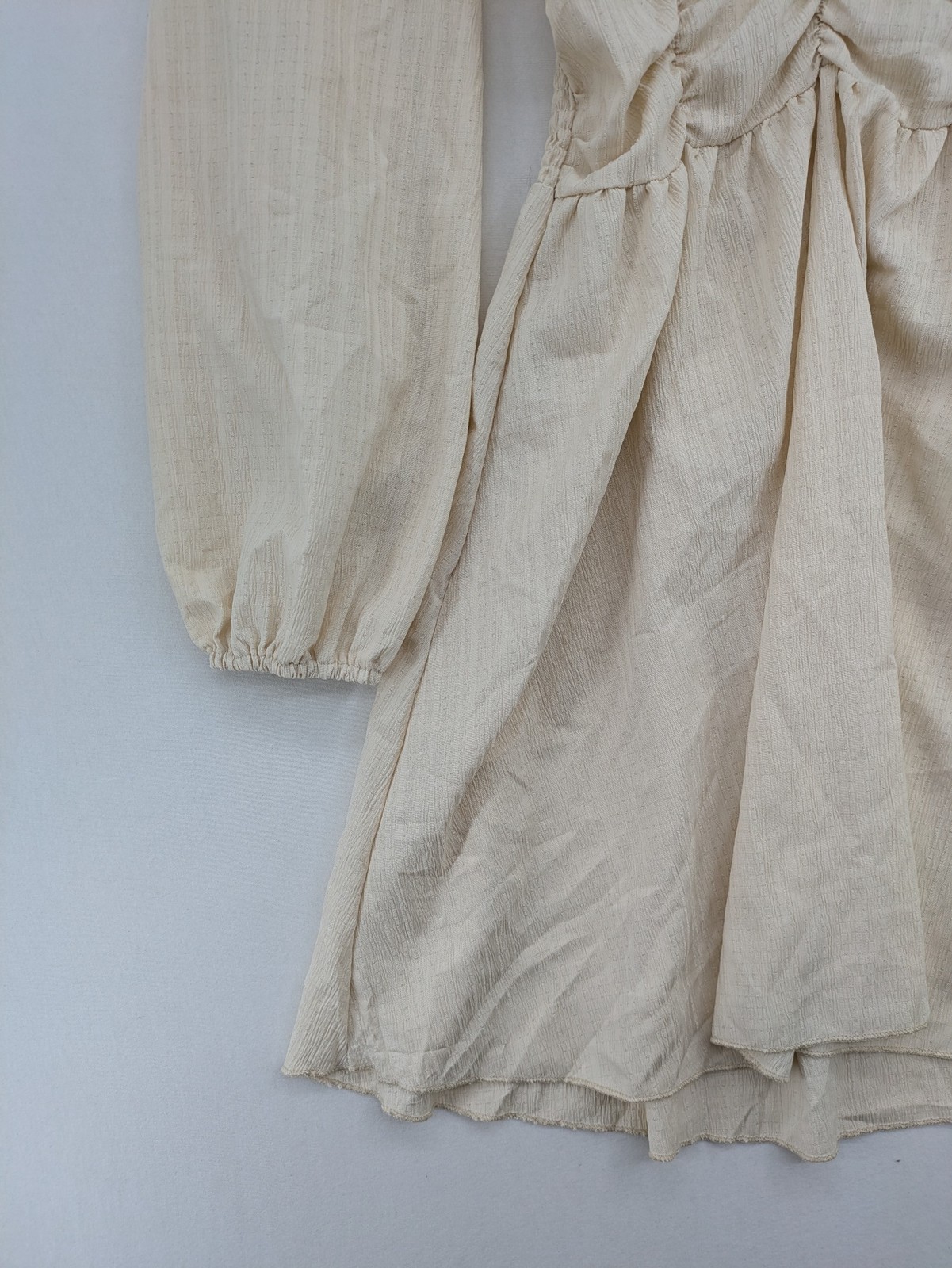 SHEIN Damen Kleid S 36 Creme Beige Langarm V-Ausschnitt Rüschen Taille Mini image 3
