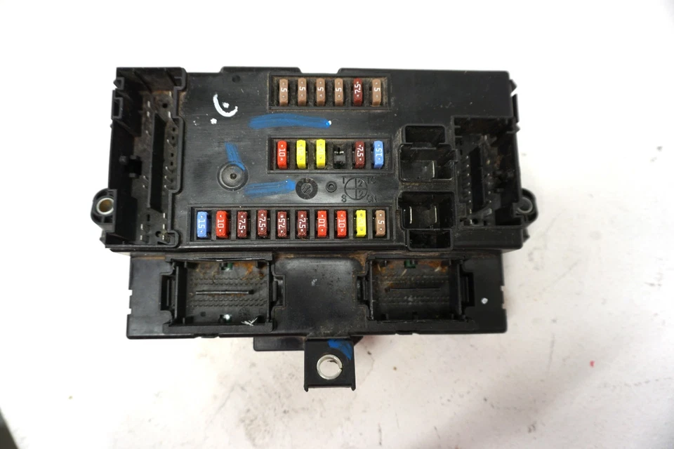 Módulo controlador de carrocería OEM 2015-2017 Ram PROMASTER Dodge Ram 2500 68328575aa Foto 2 de 2