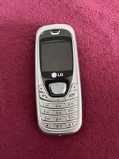 LG B2050 Silber Retro-Handy 2005 Vintage Tastenhandy für Sammler