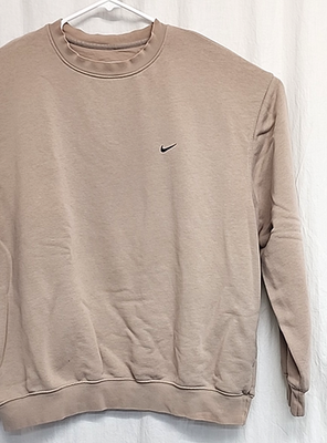 tan crew neck nike