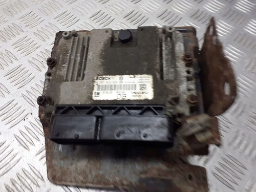 Opel Astra H 2005 55560810 Motorsteuergerät Modul ECU MOG140142