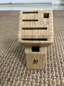 Shun - 6-Slot Slimline Knife Bamboo Block Excellent Condition - Free shipping