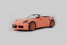 Porsche 911 Turbo S Brabus 900 Year of construction 2015 peetch 1:18 GT-Spirit