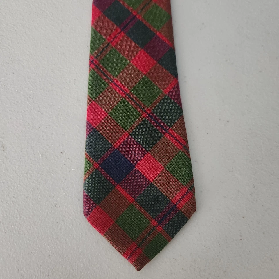 Corbata Vintage Hecha en Escocia 100% Lana Nueva Cuadros Rojo Verde Cuadros Tartán 3"W 57"L Foto 2 de 4