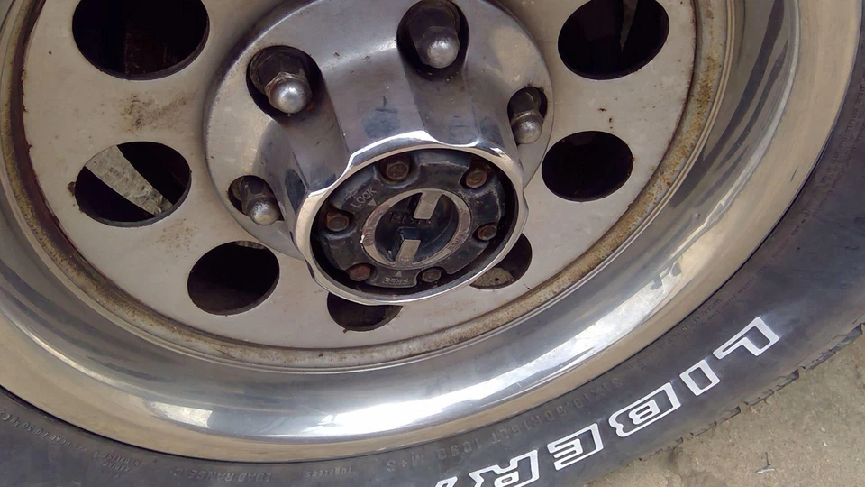 Buje de bloqueo delantero Isuzu Rodeo 92 OEM bloqueo manual 4x4 Foto 3 de 4