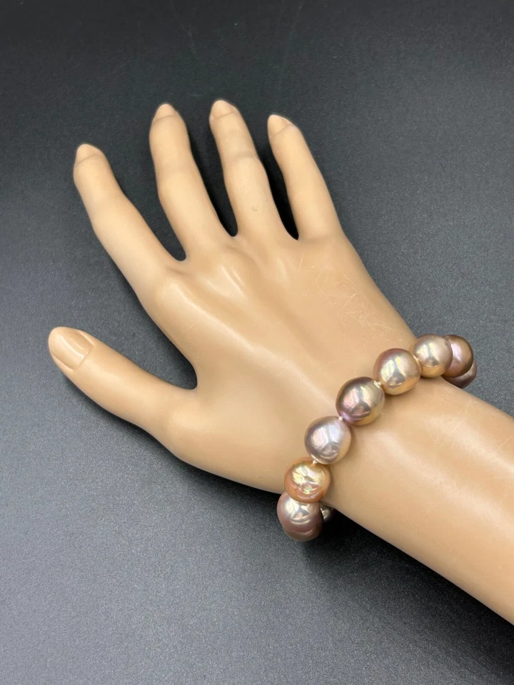 Pulsera de perlas barrocas de oro amarillo de 18k Foto 4 de 4