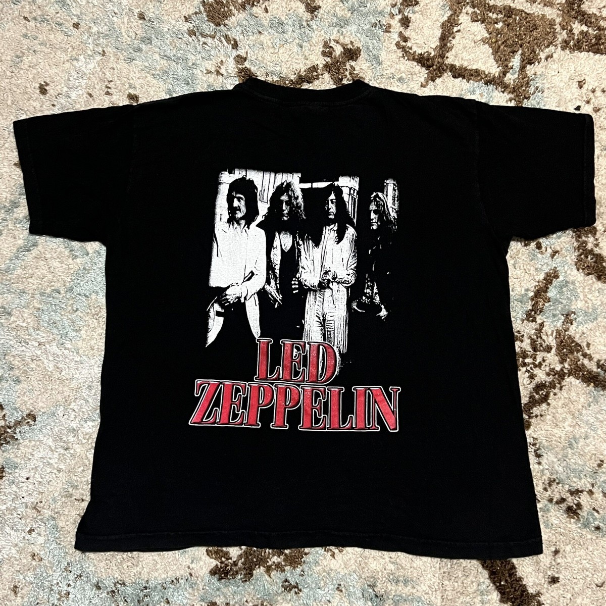 ☆レア美品ハードロックLED ZEPPELI N tシャツ レッド ツェッペリン Tシャツ Led Zeppelin 1977 正規品 公式