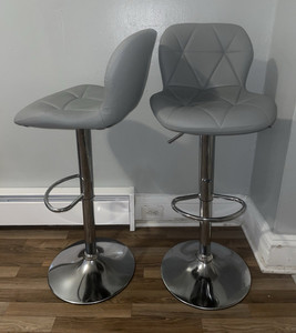 Set of 2 Gray Faux Leather Adjustable Swivel Bar Stools Backrest Chrome Base