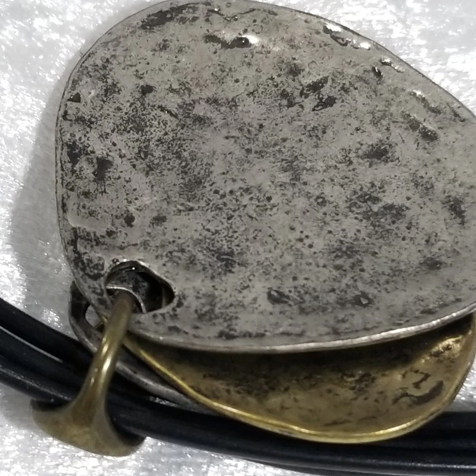 Collar Premier con cordón mezclado metal martillado colgante 1.1706 Foto 2 de 4