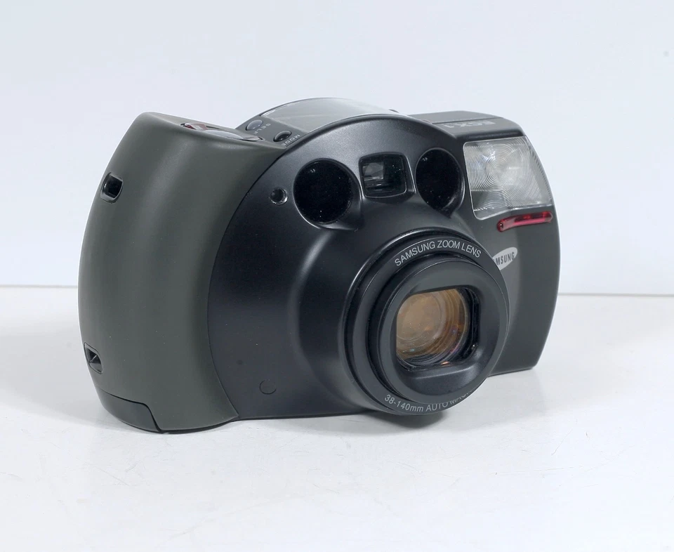 Samsung ECX 1 Auto Focus Point & Shoot 35mm Film Camera , Carry Case and Remote - Изображение 2 из 4