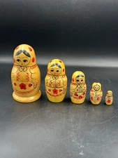 Vintage Russian 5pc Matryoshka primitive red floral Wood nesting doll