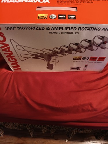 Antenna telecomando rotante amplificata motorizzata 360 gradi Magnavox - Foto 2 di 2