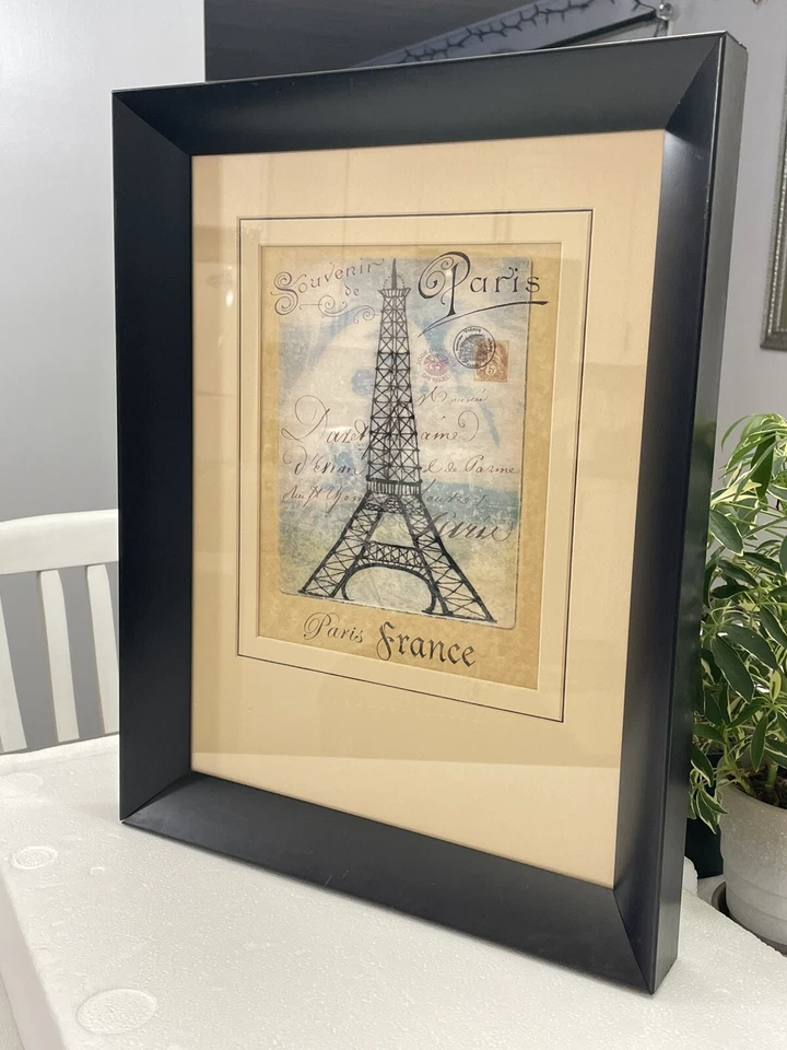 Cuadro de tela Torre Eiffel París Francia en un marco negro Foto 4 de 4