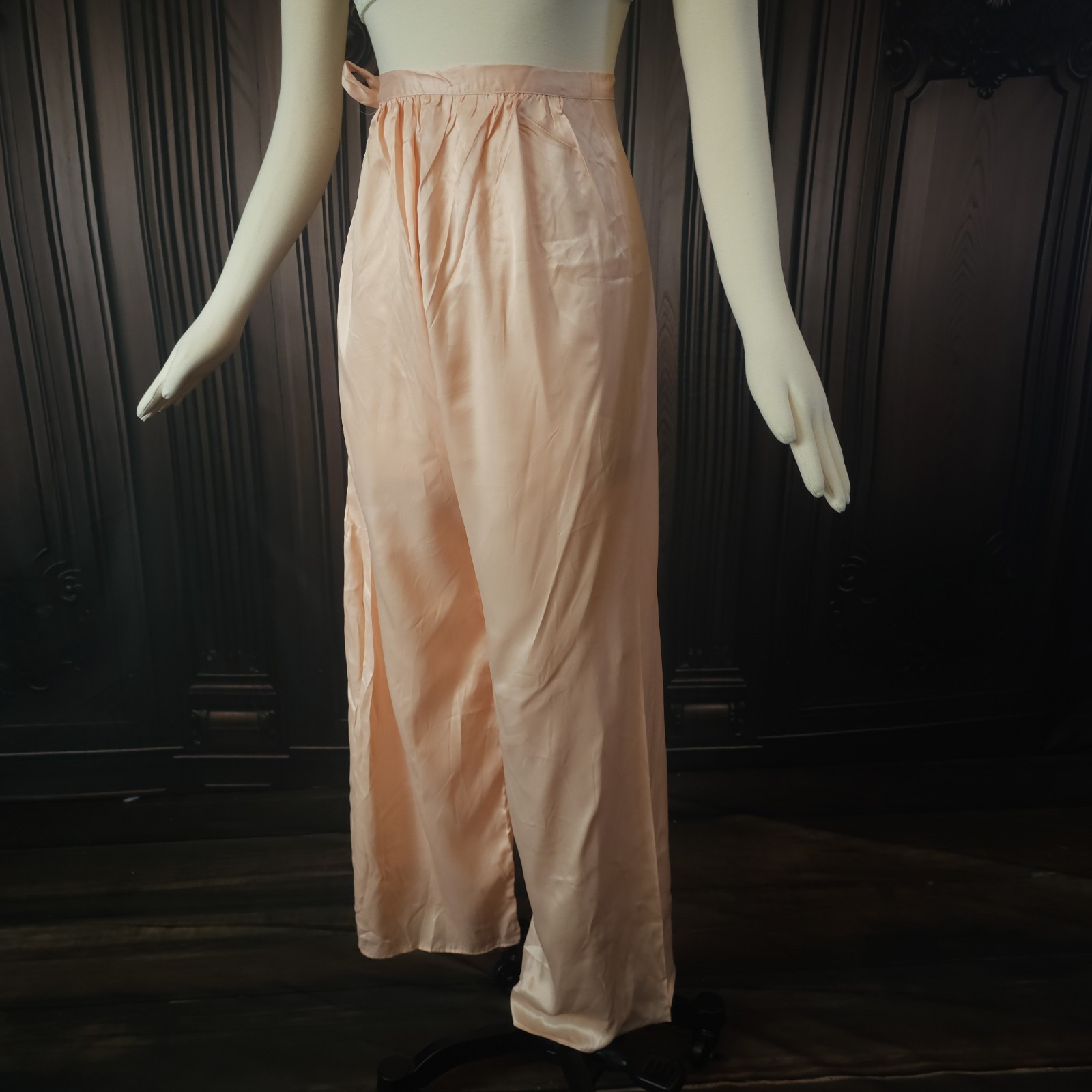 Antique Vintage 1930s 1940s Pink Lingerie Beach P… - image 11