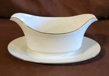 Grace Fine China Concerto Gravy Boat With Attached Underplate Japan